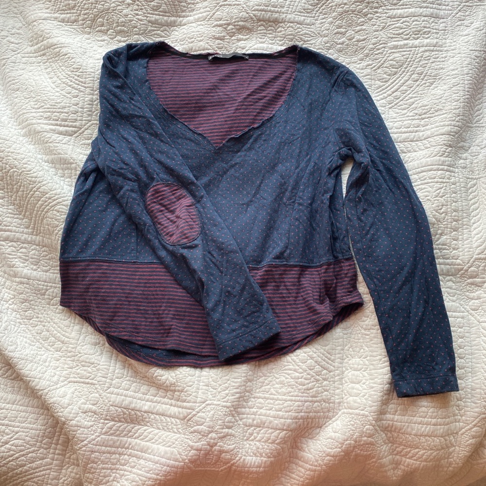 Long sleeve crop sweatshirt